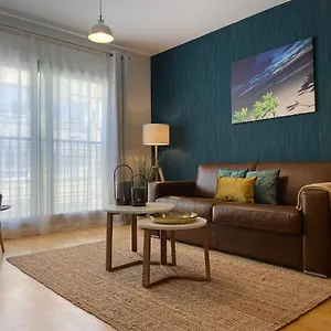  Apartamento A Space That Feels Like With Private Parking